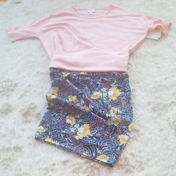 LuLaRoe Cassie - Picture 6 of 11